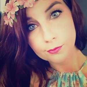 Meet your Posher, Jasmine